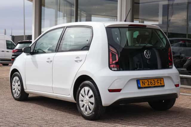 Volkswagen Up! (2021) thumbnail 12