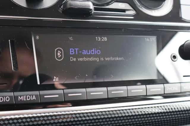 Volkswagen Up! (2021) thumbnail 21