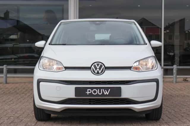 Volkswagen Up! (2021) thumbnail 8