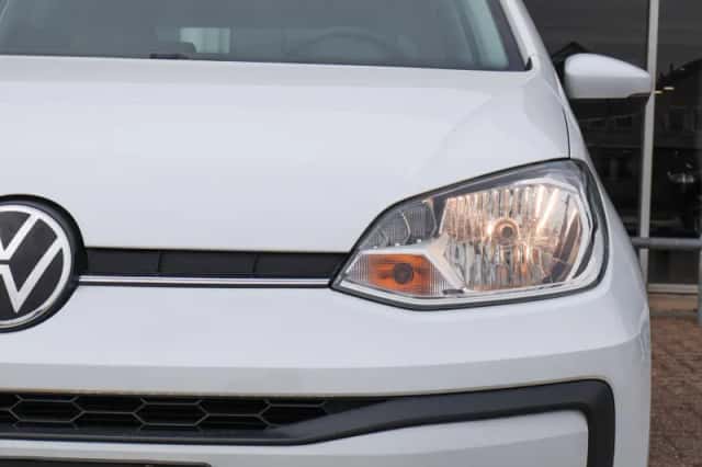 Volkswagen Up! (2021) thumbnail 9