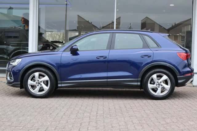 Audi Q3 (2022) thumbnail 14