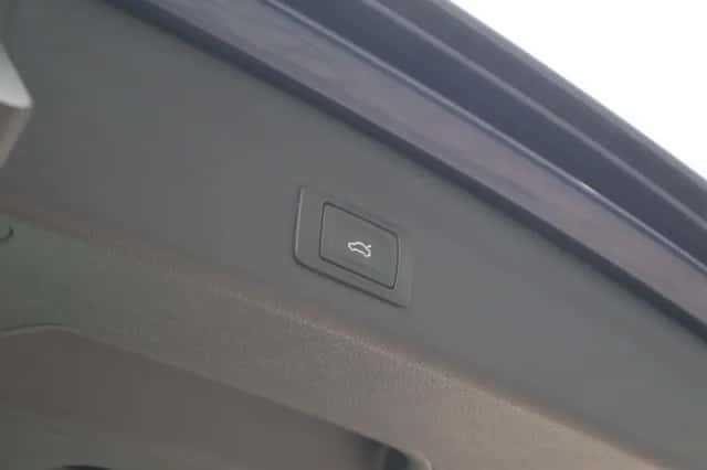 Audi Q3 (2022) thumbnail 20