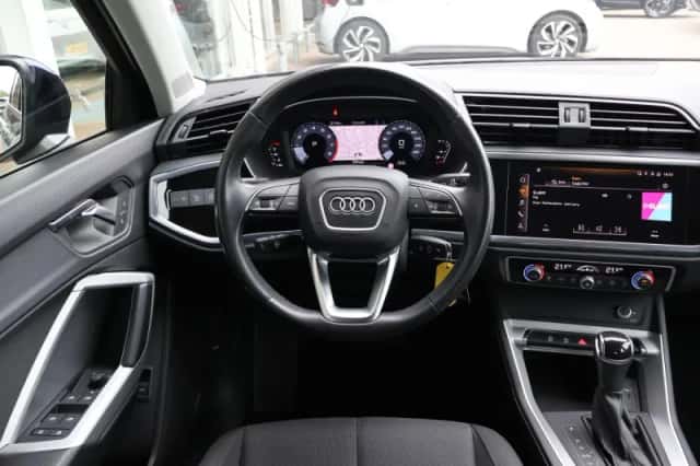 Audi Q3 (2022) thumbnail 21