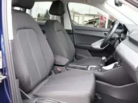 Audi Q3 (2022) thumbnail 4