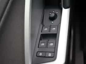Audi Q3 (2022) thumbnail 32