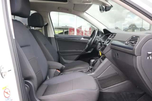 Volkswagen Tiguan (2020) thumbnail 19