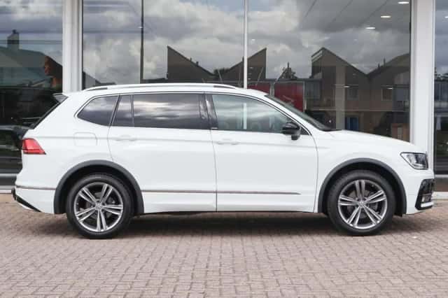 Volkswagen Tiguan (2020) thumbnail 3