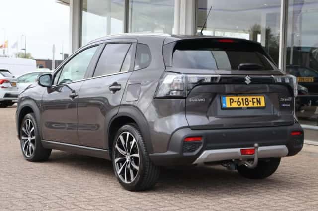 Suzuki S-Cross (2022) thumbnail 12