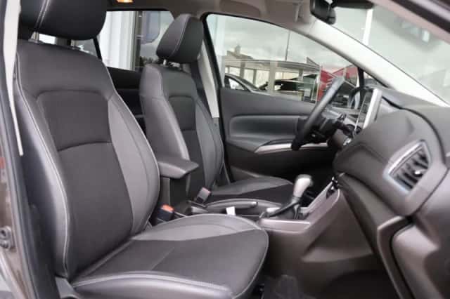 Suzuki S-Cross (2022) thumbnail 4