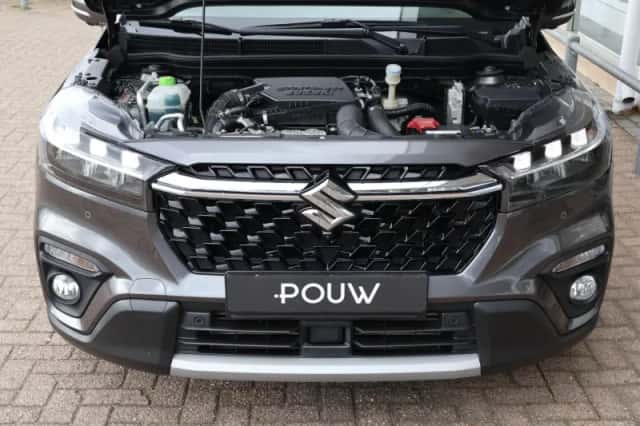 Suzuki S-Cross (2022) thumbnail 37