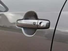 Suzuki S-Cross (2022) thumbnail 38