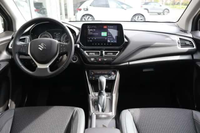 Suzuki S-Cross (2022) thumbnail 5