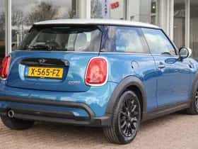 MINI Mini (2023) thumbnail 2