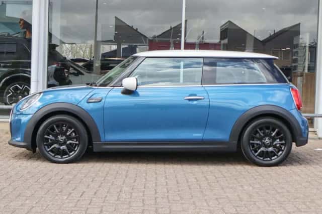 MINI Mini (2023) thumbnail 13