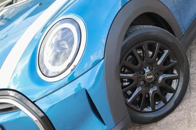 MINI Mini (2023) thumbnail 14