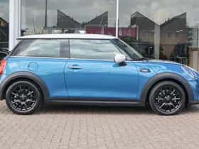 MINI Mini (2023) thumbnail 3