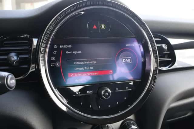 MINI Mini (2023) thumbnail 24