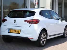 Renault Clio (2023) thumbnail 2