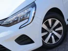 Renault Clio (2023) thumbnail 15