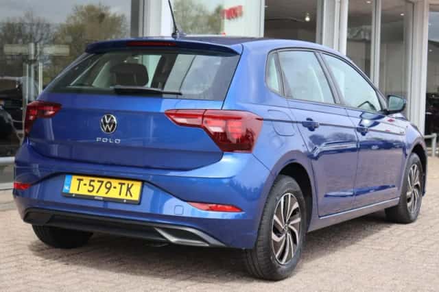 Volkswagen Polo (2023) thumbnail 2