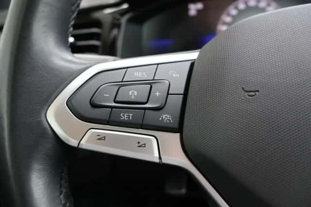 Volkswagen Polo (2023) thumbnail 22