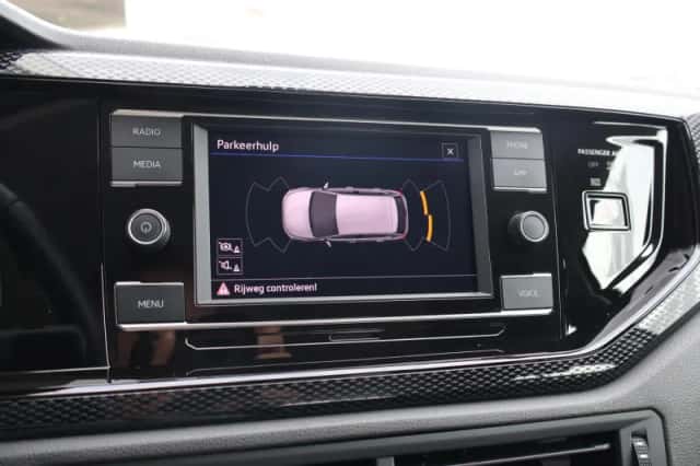 Volkswagen Polo (2023) thumbnail 26