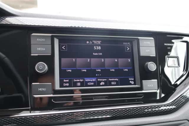 Volkswagen Polo (2023) thumbnail 27