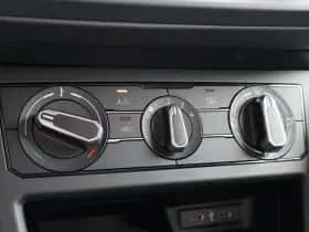 Volkswagen Polo (2023) thumbnail 28
