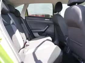 Volkswagen Taigo (2022) thumbnail 17