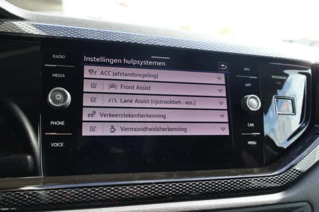 Volkswagen Taigo (2022) thumbnail 32