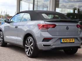 Volkswagen T-Roc (2021) thumbnail 36