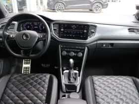 Volkswagen T-Roc (2021) thumbnail 5