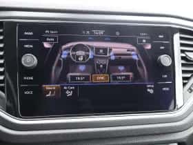Volkswagen T-Roc (2021) thumbnail 44