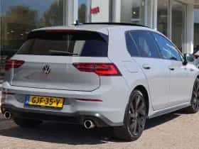 Volkswagen Golf (2023) thumbnail 2
