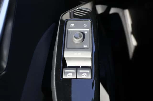 Volkswagen ID.3 (2020) thumbnail 21
