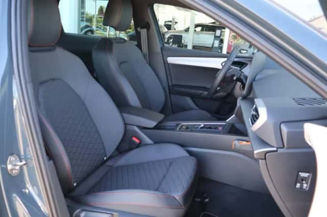 SEAT Leon Sportstourer (2026) thumbnail 4