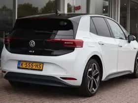 Volkswagen ID.3 (2020) thumbnail 2