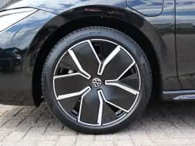 Volkswagen Passat (2025) thumbnail 14