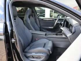 Volkswagen Passat (2025) thumbnail 4