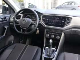 Volkswagen T-Roc (2021) thumbnail 33