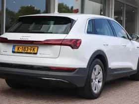 Audi e-tron (2020) thumbnail 2