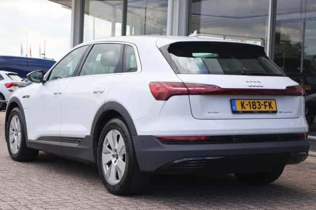 Audi e-tron (2020) thumbnail 13