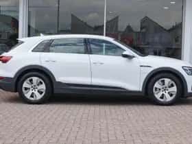 Audi e-tron (2020) thumbnail 3