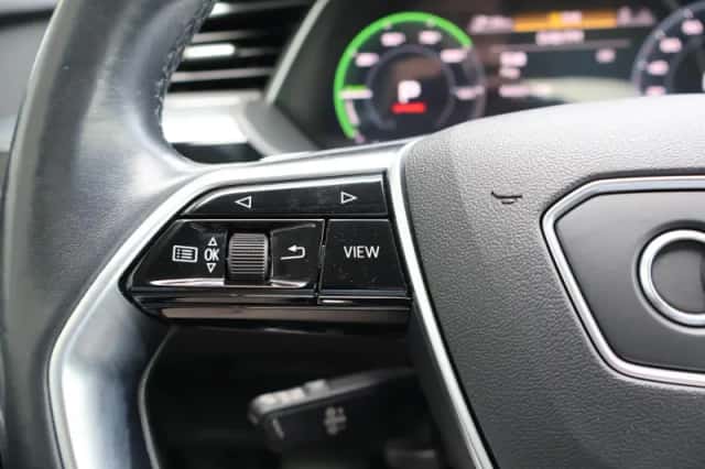 Audi e-tron (2020) thumbnail 26