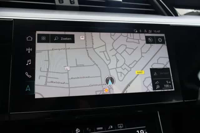 Audi e-tron (2020) thumbnail 28