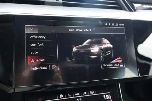 Audi e-tron (2020) thumbnail 29