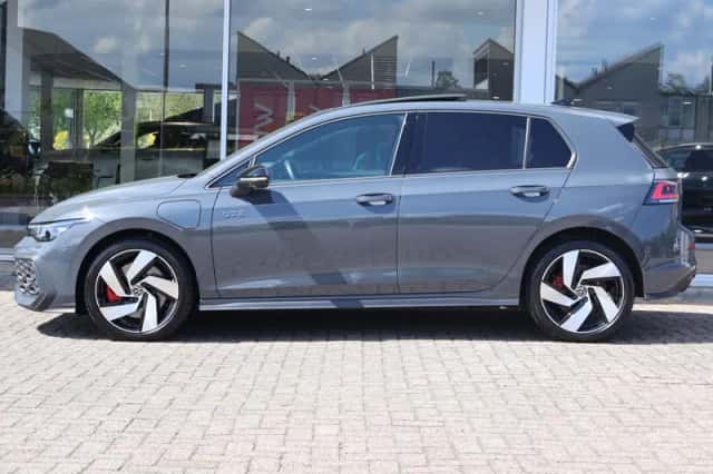Volkswagen Golf (2025) thumbnail 15