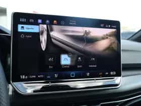 Volkswagen Golf (2025) thumbnail 43