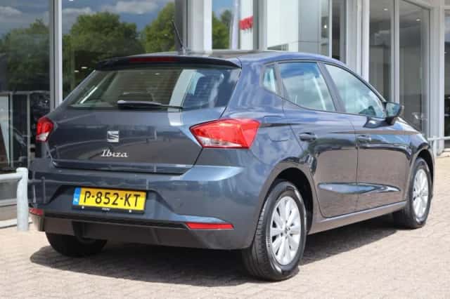 SEAT Ibiza (2022) thumbnail 2