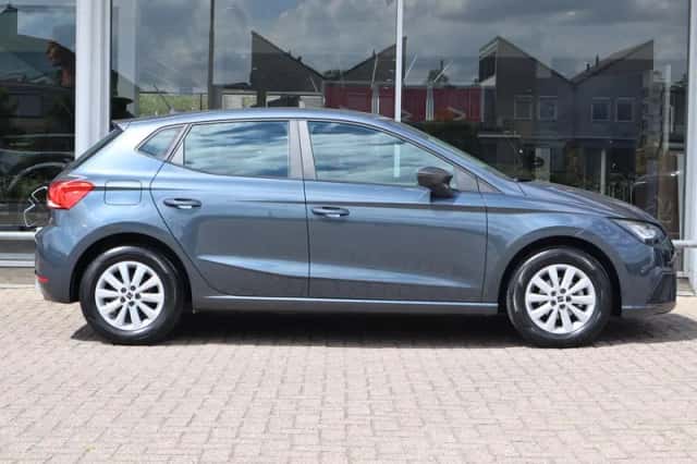 SEAT Ibiza (2022) thumbnail 3